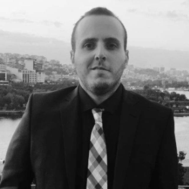 Lecturer Erdem Yücesan
